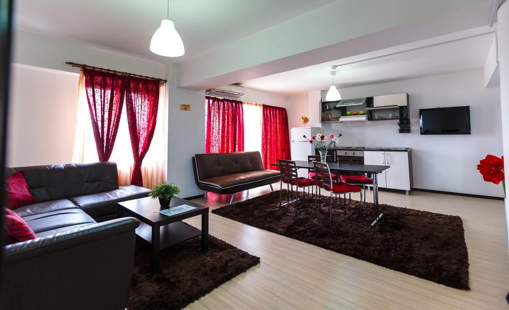 Il Primo Apartments Iasi Ngoại thất bức ảnh